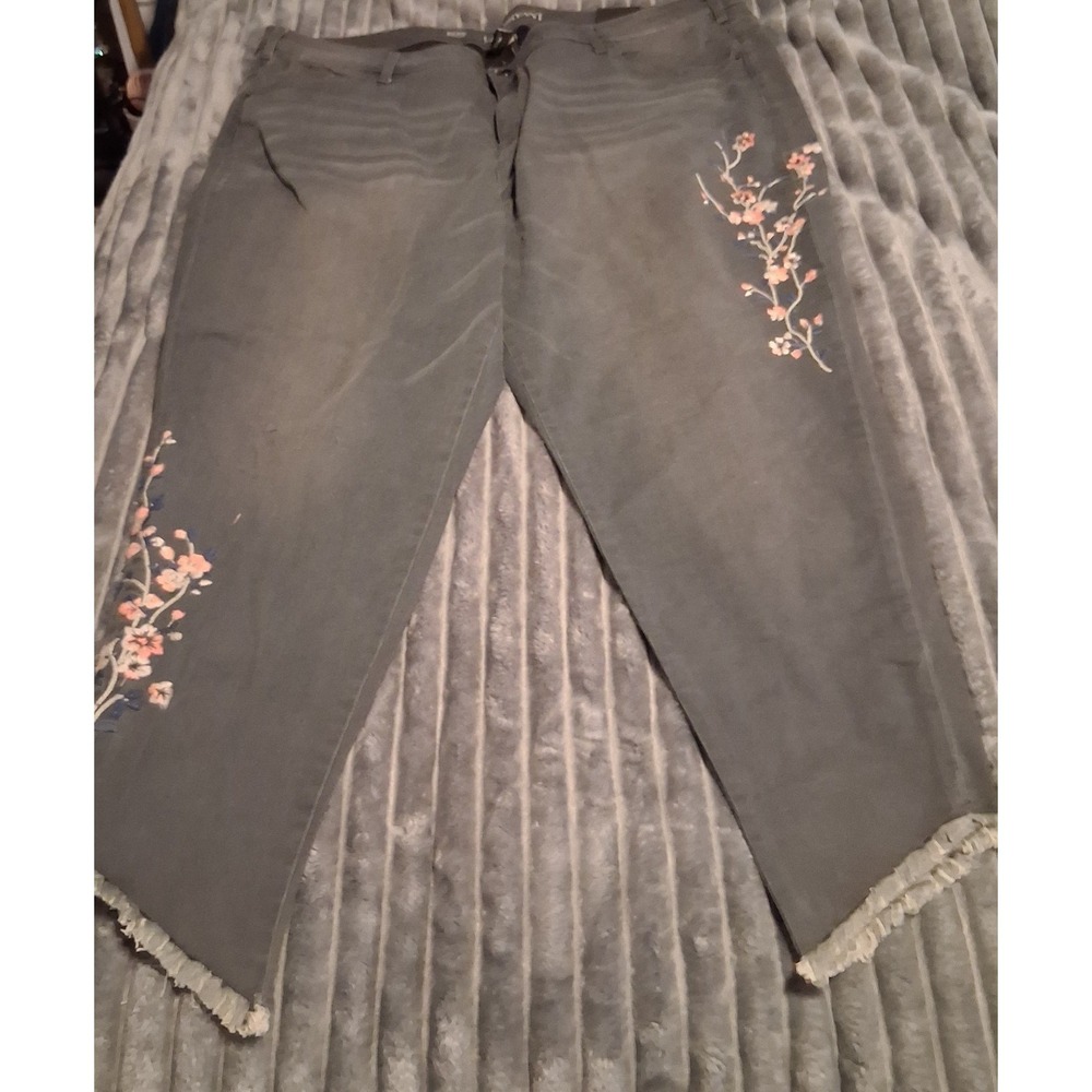 Lane Bryant Womens Mid Rise  Embroidered Fringe Ankle Jeans Plus Size 28 NWT